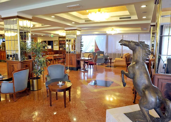 Santa Barbara Hotel