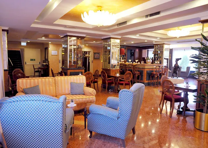 Santa Barbara Hotel